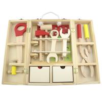 Набір іграшкових плотницьких інструментів в кейсі