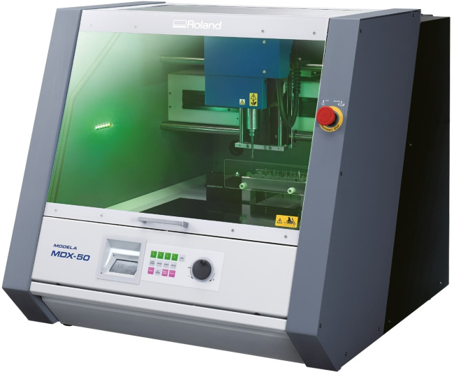 3D-фрезер Roland MDX-50
