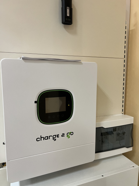 Система безперебійного живлення Charge2Go