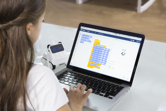 Робот Makeblock Codey Rocky