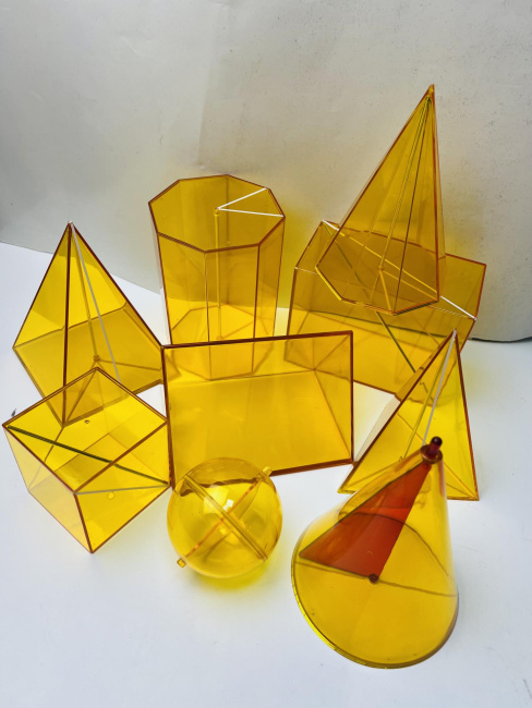 Комплект демонстраційний стереометричний